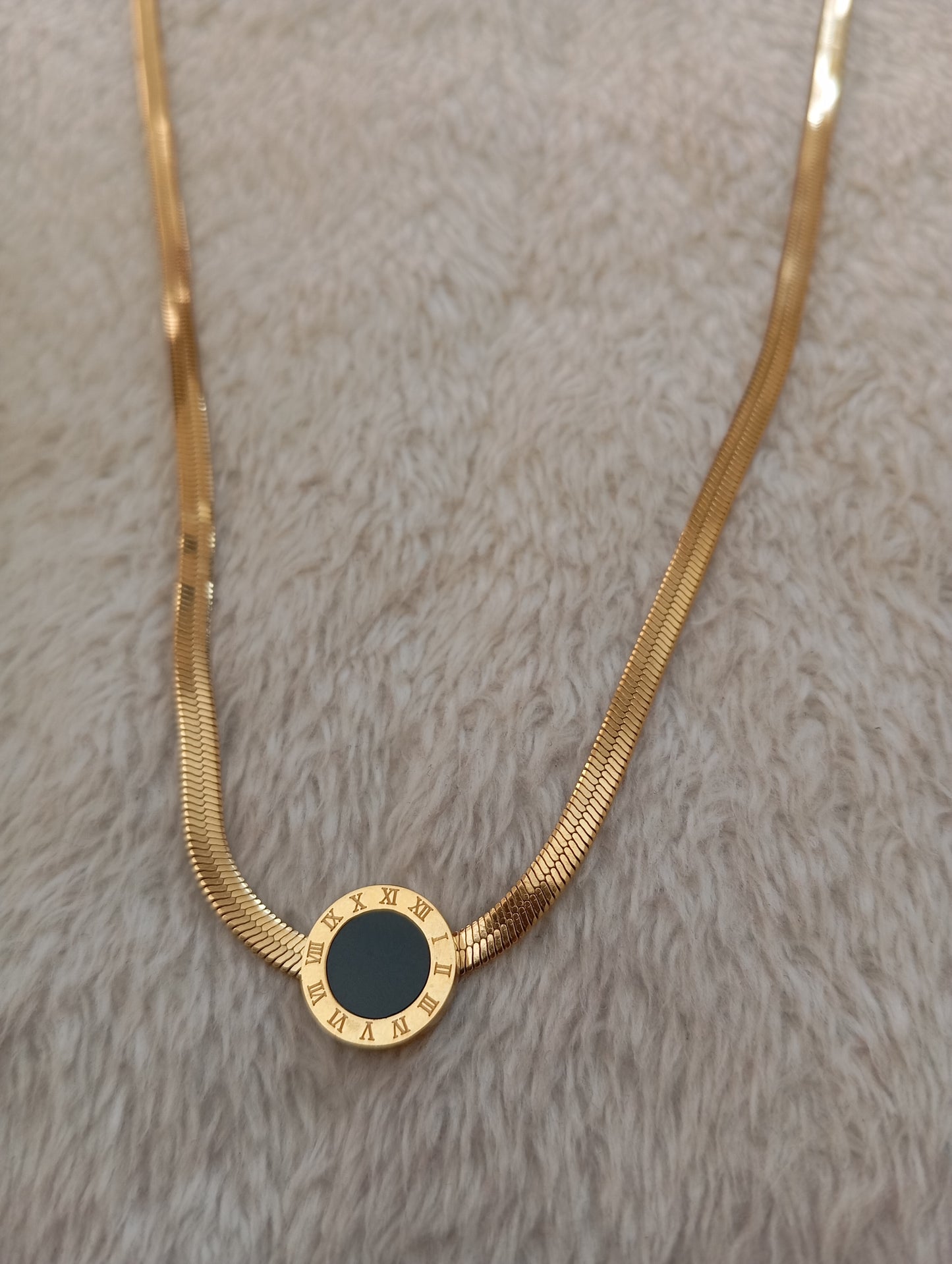 Roman Black Stone Broad Chain Necklace