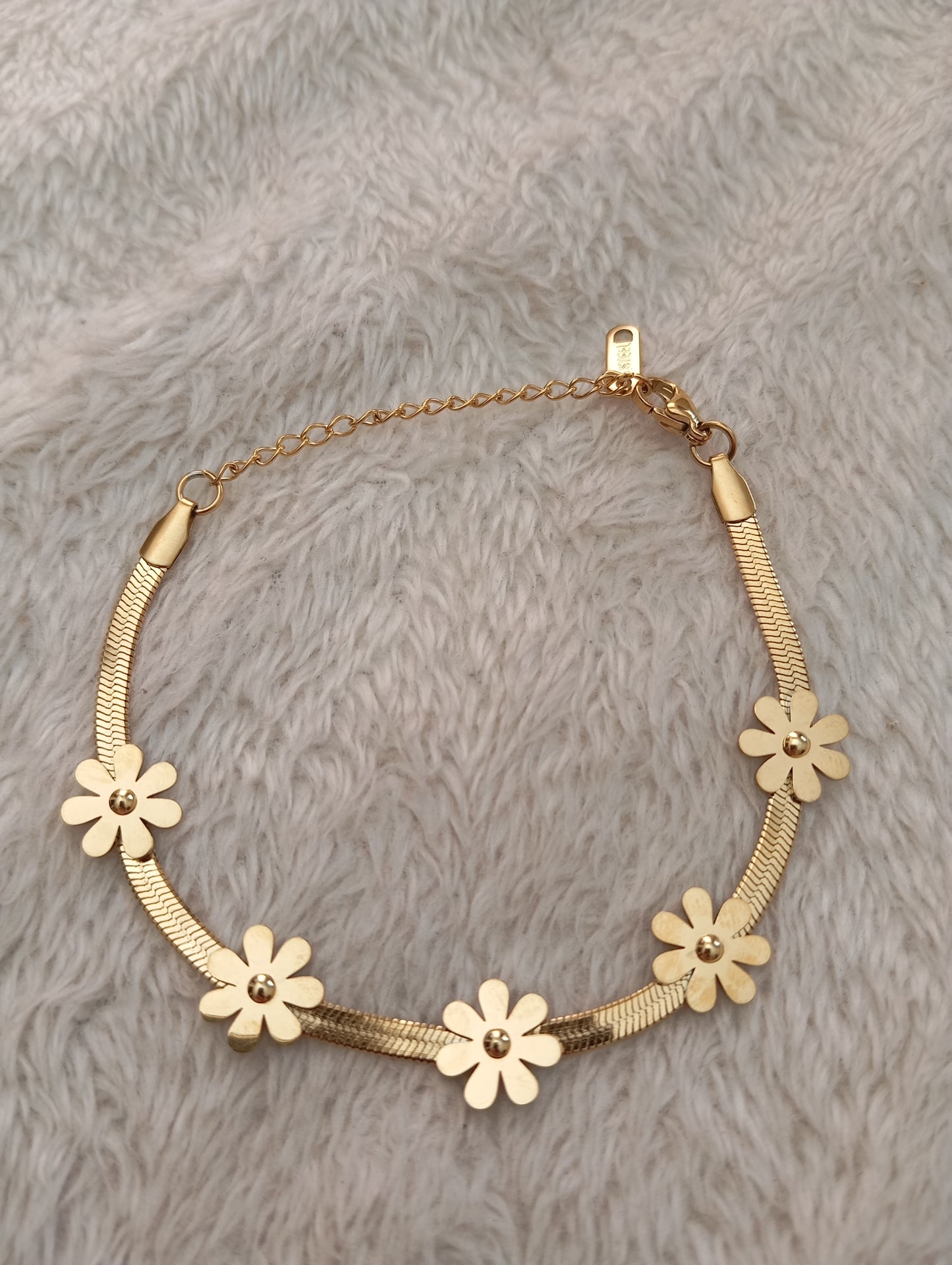 Broad Chain Flower Bracelet