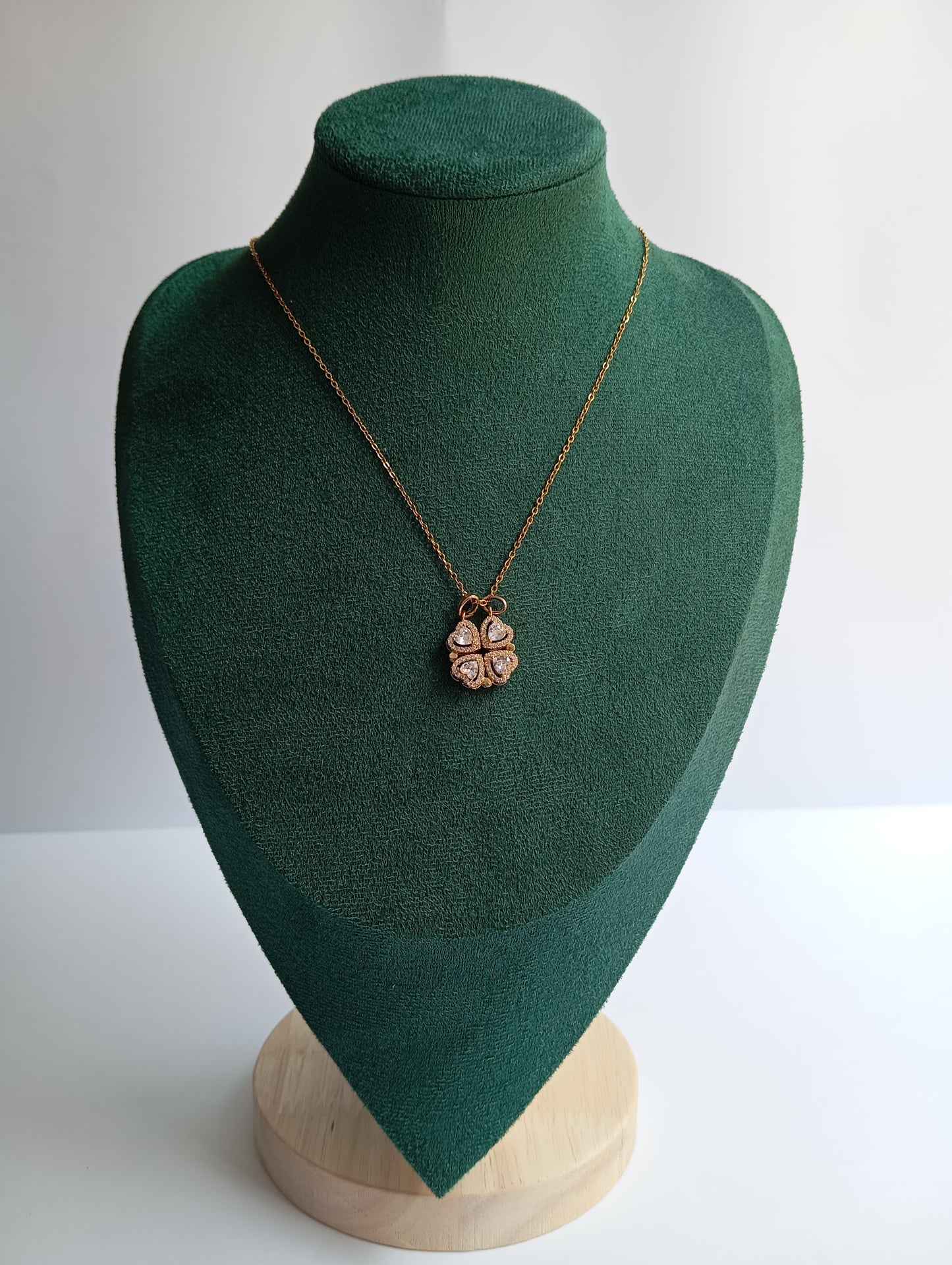 Expandable Zirconia Heart Necklace