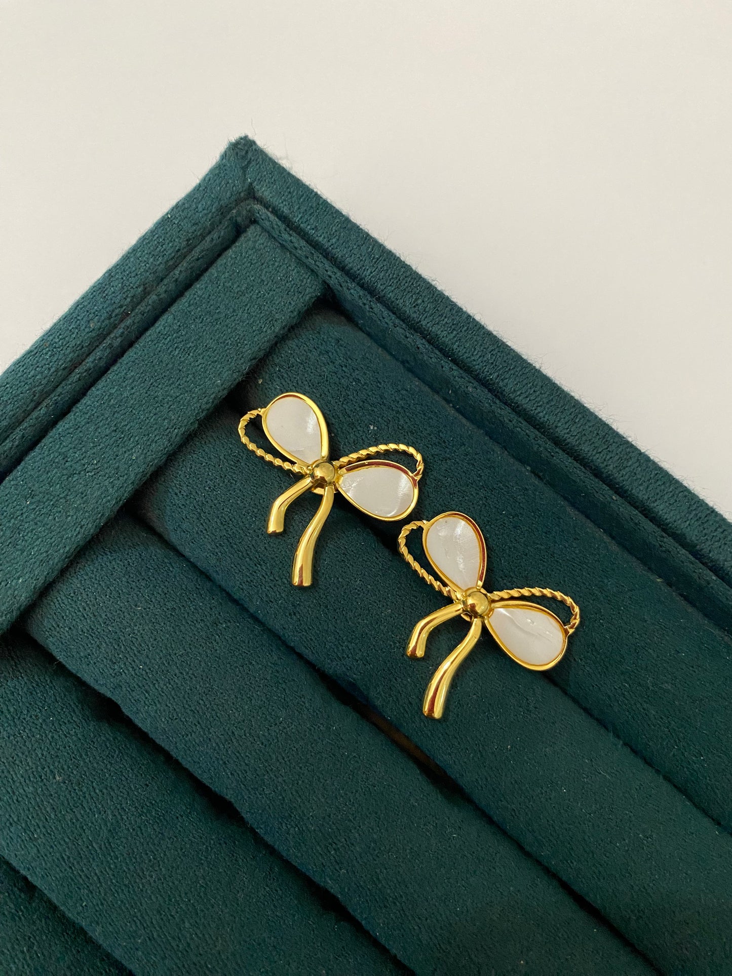 Bow Ribbon Earrings