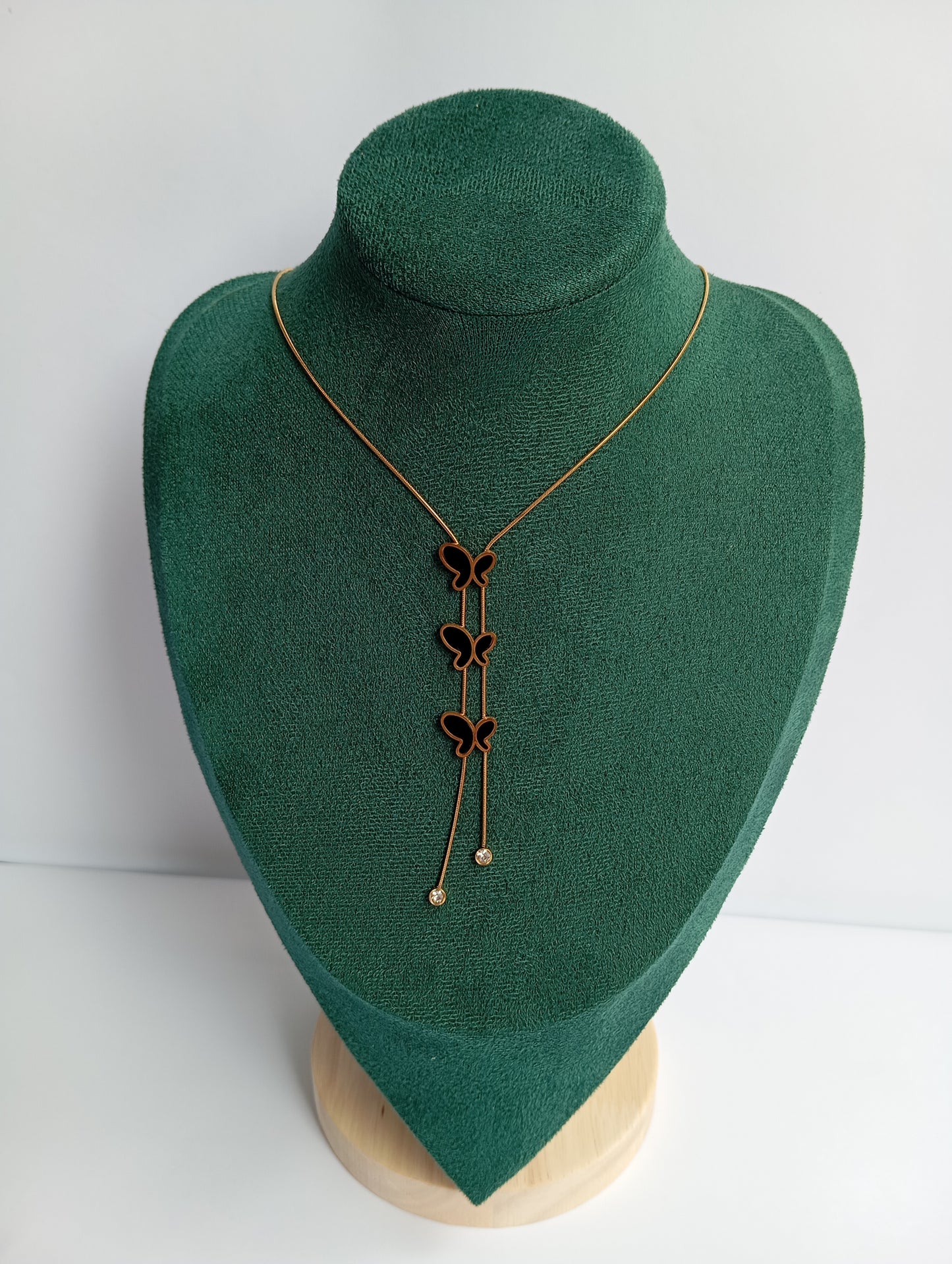 Gold Trio Butterfly Necklace featuring three elegant butterfly charms crafted from premium stainless steel. Waterproof, tarnish-free jewelry for women, ideal for everyday wear, parties, weddings, gifting, and fashionable styling.