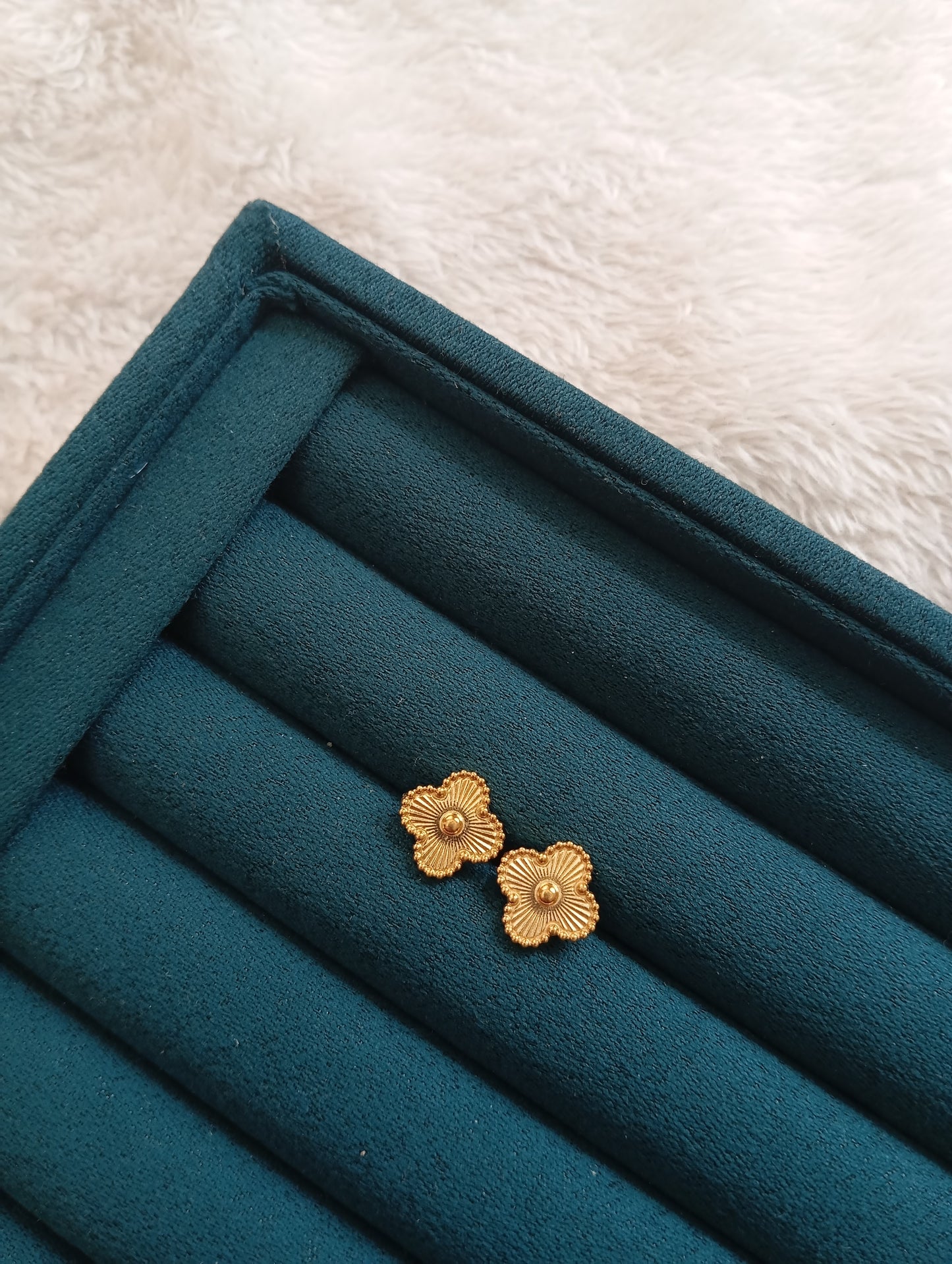 Golden Clover Stud Earrings crafted from premium stainless steel with an elegant clover design. Waterproof, tarnish-free stud earrings for women, perfect for daily wear, office wear, parties, gifting, and special occasions.