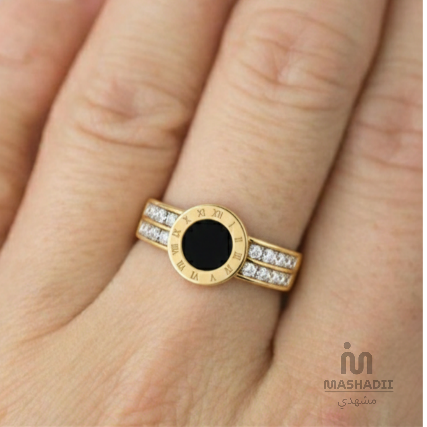 Roman Black Stone Ring With Multi Crystals