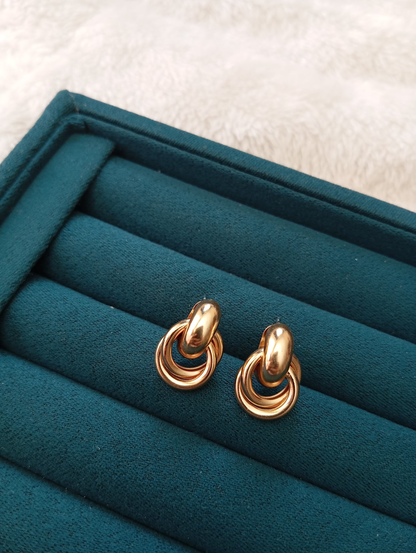 Golden Oval Shaped Earring