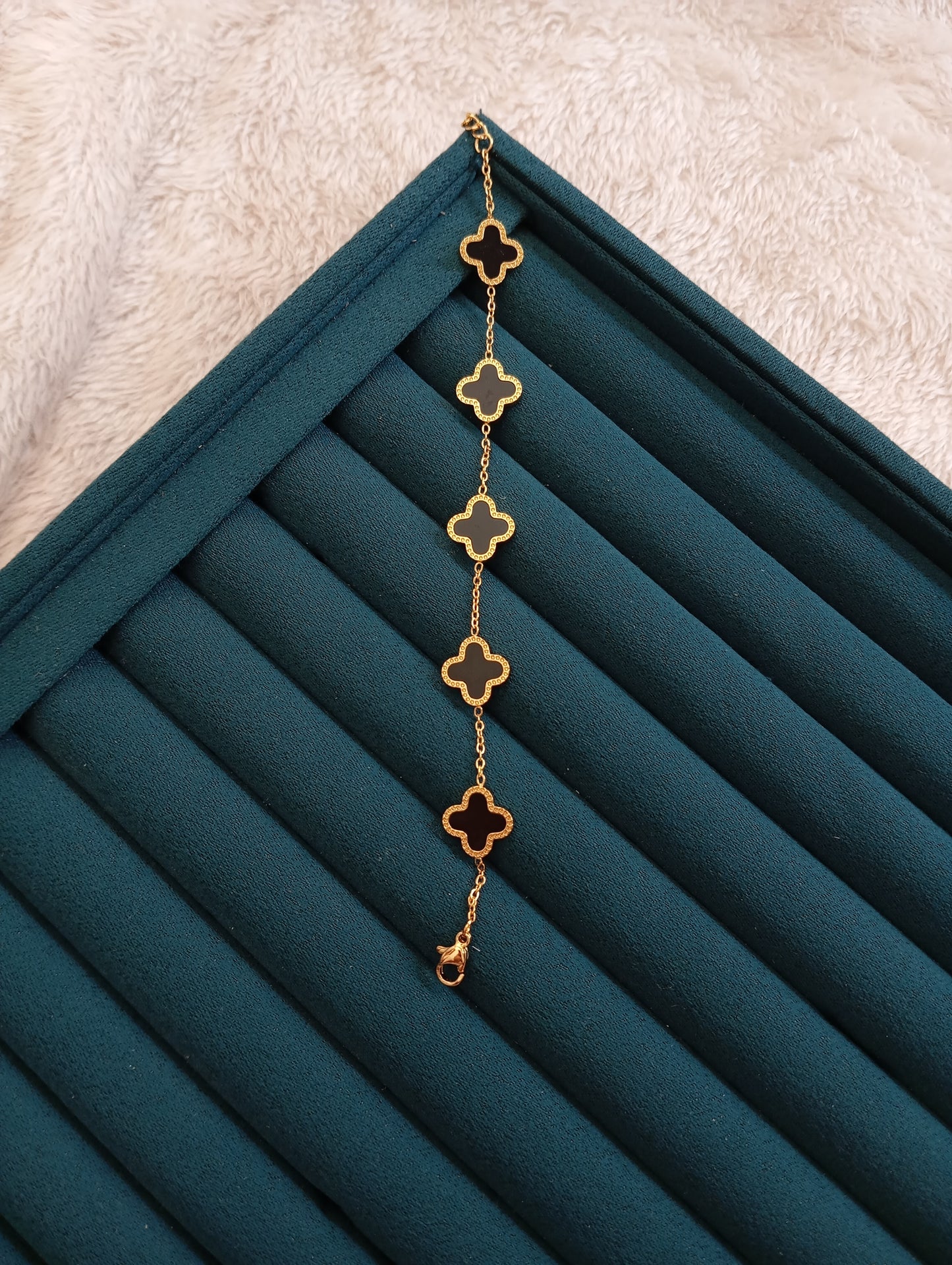 Black Stone Multiple Clover Bracelet