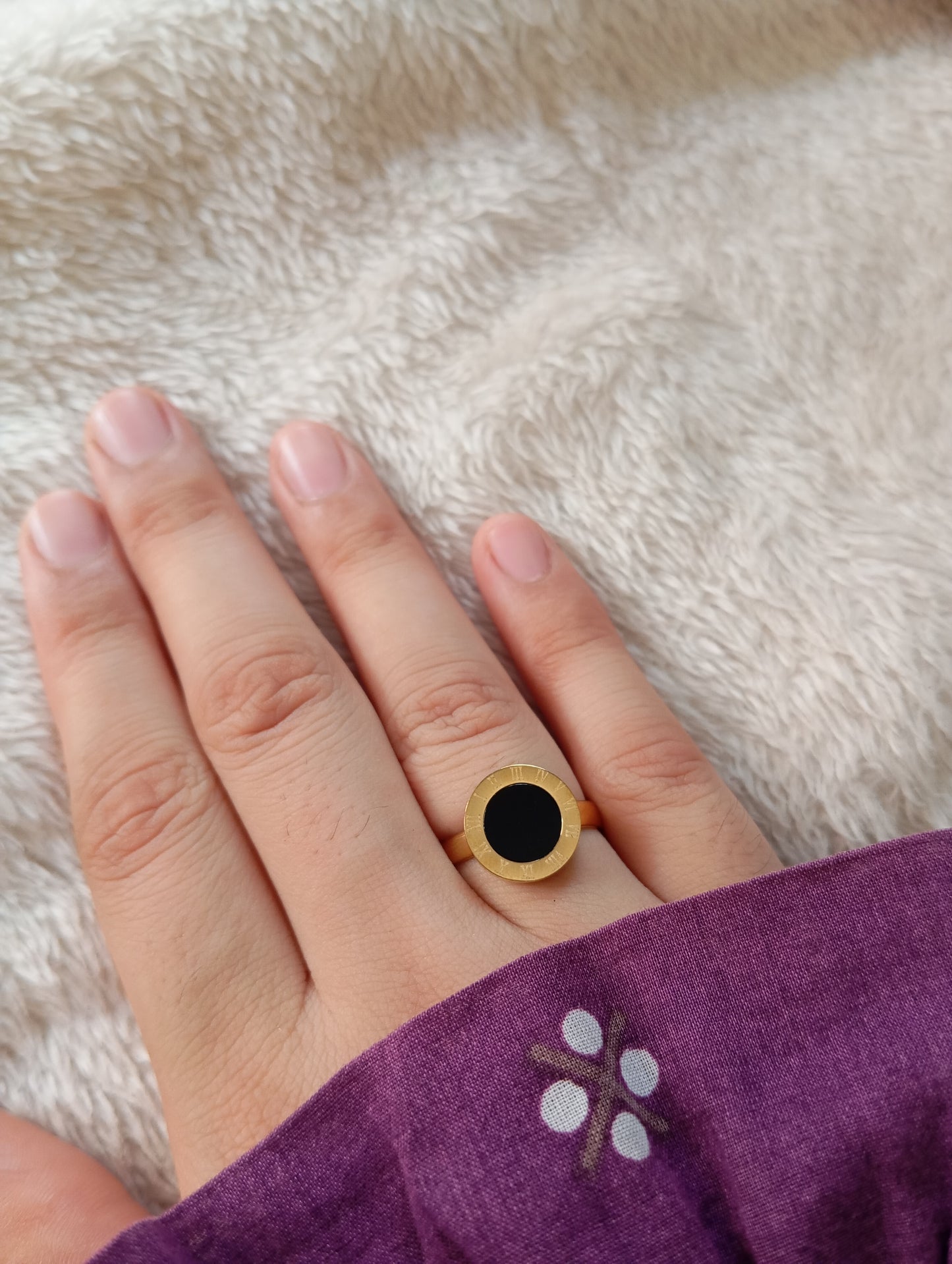 Roman Adjustable Ring