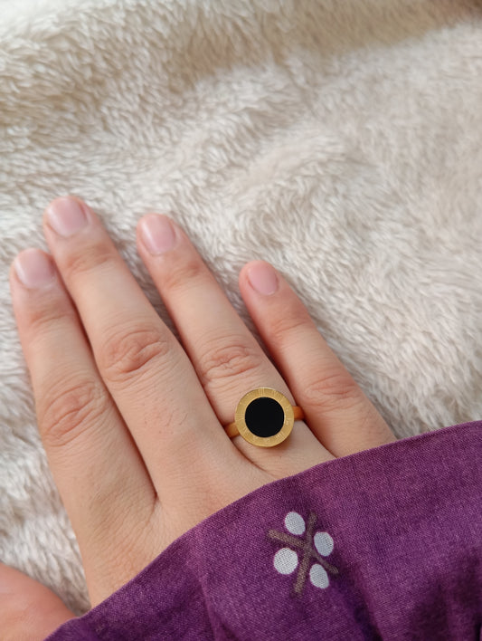 Roman Adjustable Ring