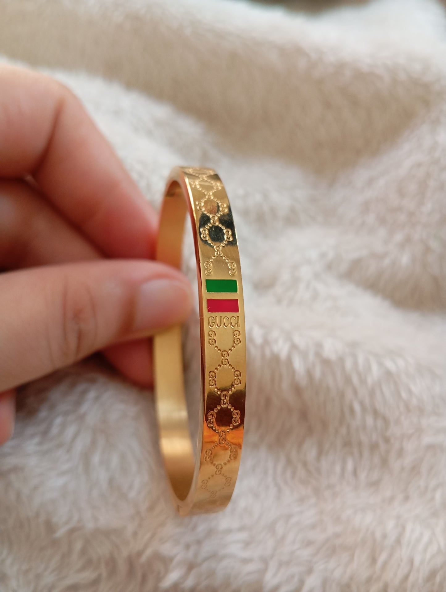Gucci Handcuff