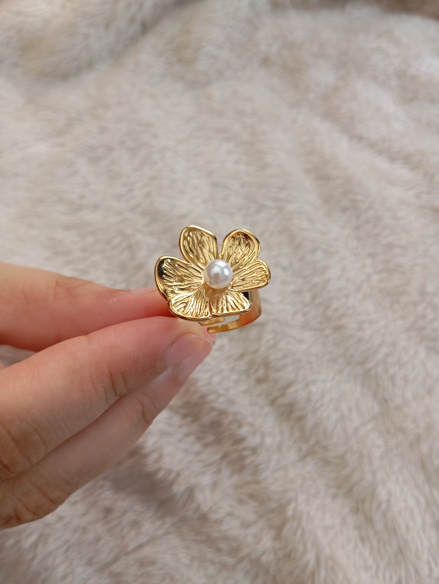 Flower Adjustable Ring