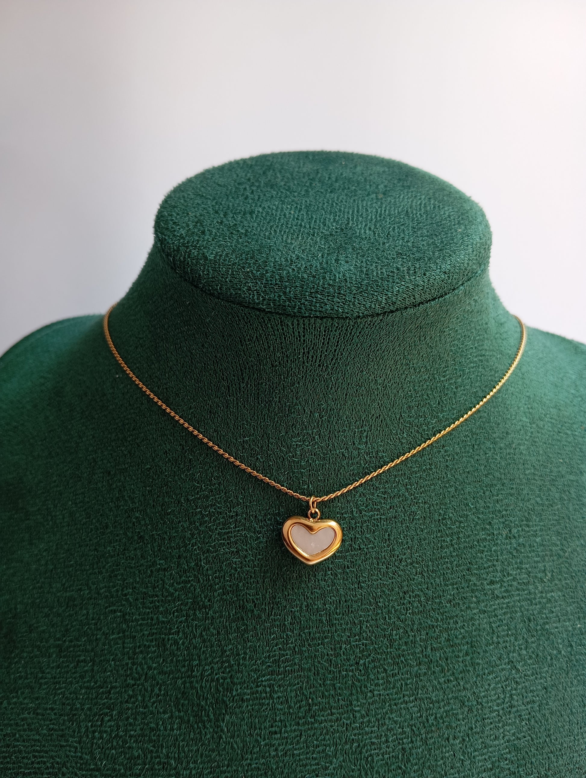 Gold Heart Necklace featuring a beautifully crafted heart-shaped pendant made from premium stainless steel. Waterproof, tarnish-free jewelry for women, ideal for everyday wear, romantic gifting, anniversaries, parties, weddings, and special occasions.
