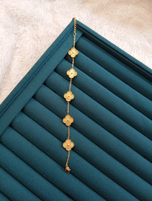Golden Clover Bracelet