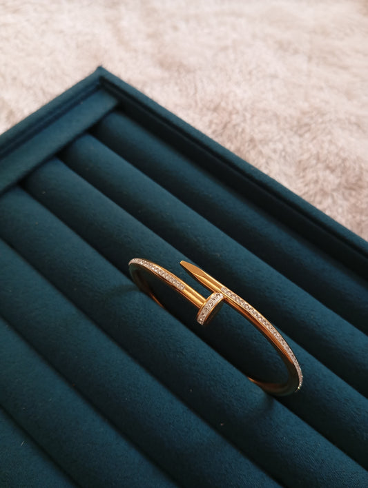 Stone Nail Golden Handcuff