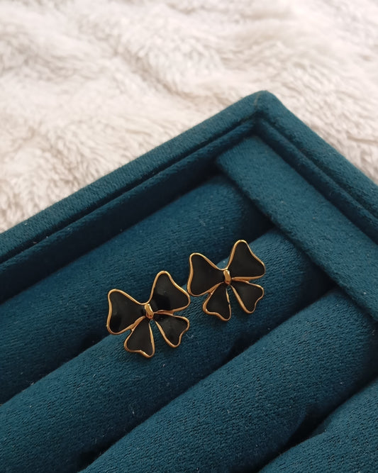 Black Stone Bow Earrings crafted from premium stainless steel with elegant black stone details and a stylish bow design. Waterproof, tarnish-free earrings for women, perfect for daily wear, parties, weddings, and gifting.