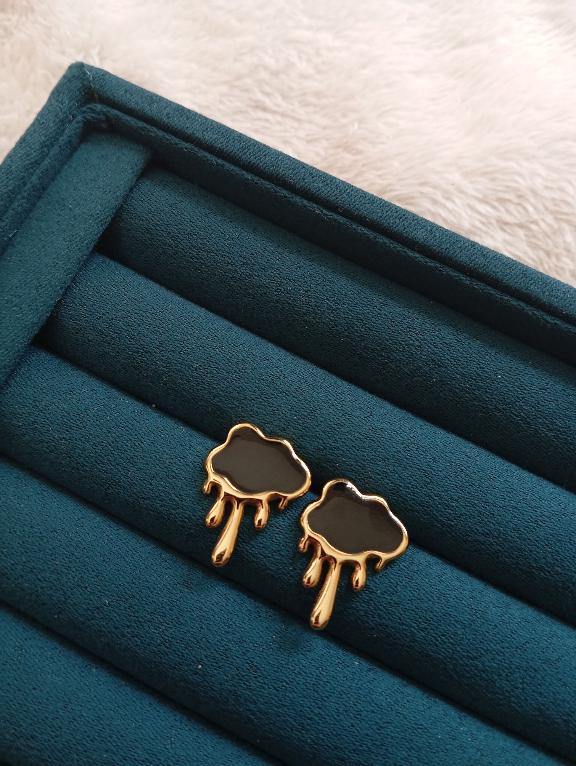 Black Stone Cloud Earrings crafted from premium stainless steel with elegant black stone details and a cloud-inspired design. Waterproof, tarnish-free earrings for women, perfect for daily wear, office wear, parties, weddings, gifting, and special occasions.