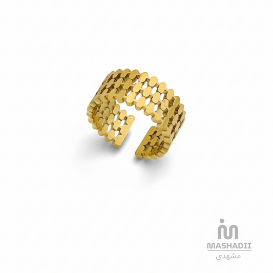 Luxury Adjustable Ring crafted from premium stainless steel with an elegant and sophisticated design. Waterproof, tarnish-free, adjustable ring for women, perfect for daily wear, parties, weddings, gifting, and special occasions.
