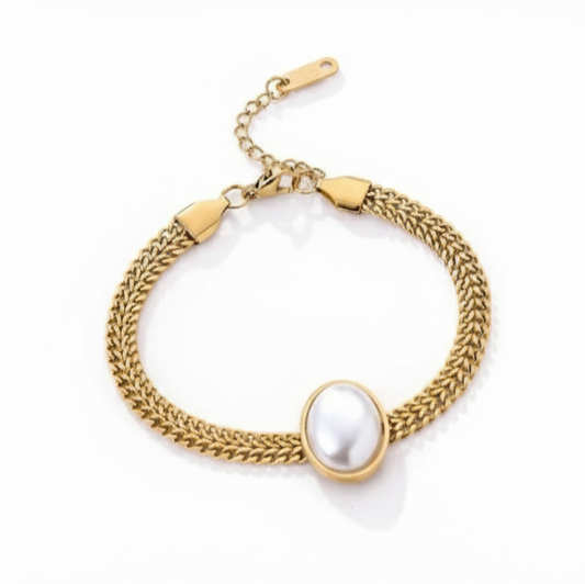 White Pearl Tennis Chain Bracelet – Waterproof, Tarnish-Free Stainless Steel Bracelet featuring Elegant White Pearl Accents, a Classic Tennis Chain Design, and a 1 Year Colour Guarantee